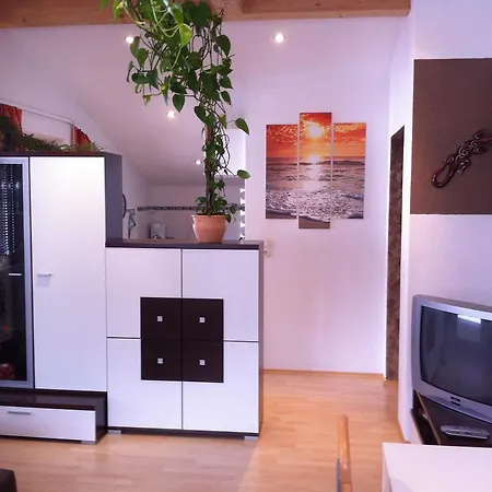 Haus Schiestl Apartamento